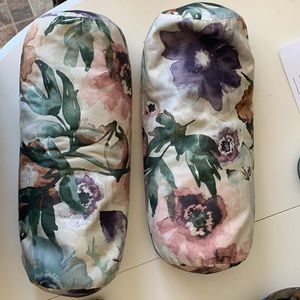 Yoga supplies, add to the others to create a bundle, fill your home studio